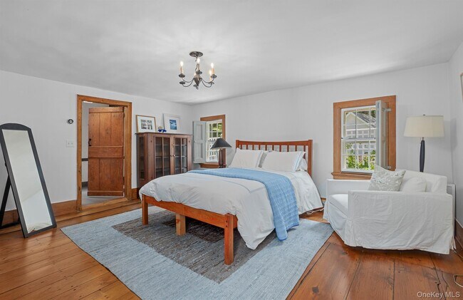 Building Photo - 176 Schoolhouse Rd