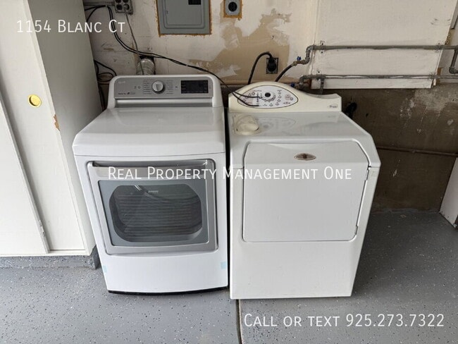 Building Photo - 1154 Blanc Ct