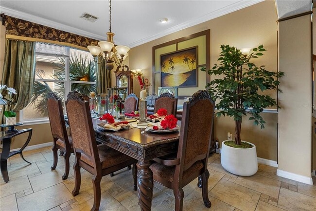 Building Photo - 1352 Oakcrest Ct