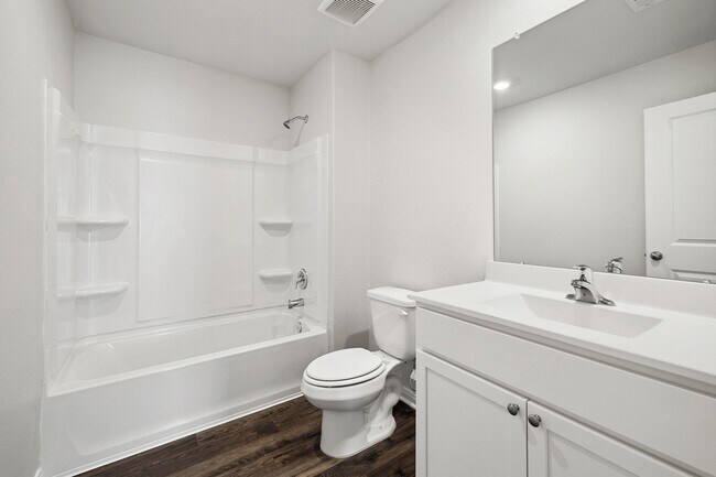 Building Photo - 5910 Peony Pl