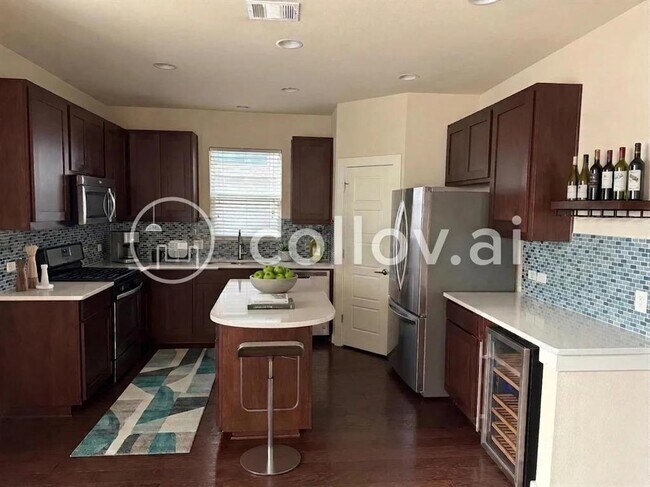 Building Photo - 2825 Stock Dr