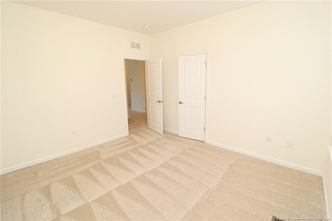 Building Photo - 208 Kylemore Cir