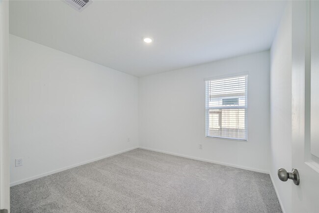 Building Photo - 1754 W Stroker Rd