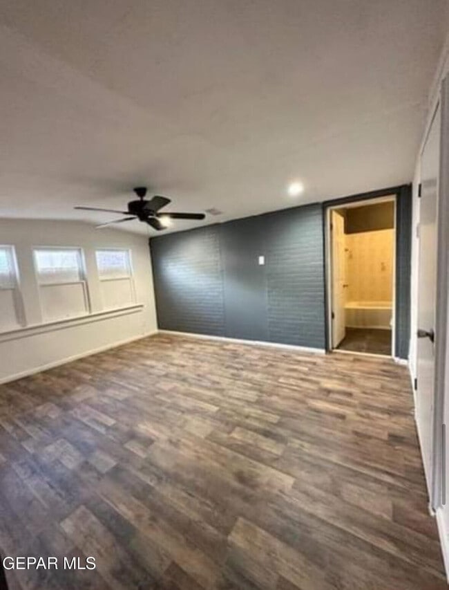 Building Photo - 3012 Altura Ave