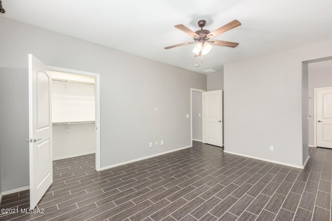 Building Photo - 11522 W Oilseed Dr