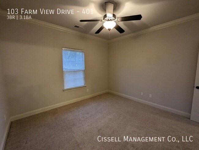 Building Photo - 103 Farm View Dr