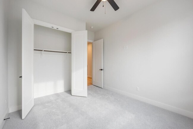 Building Photo - 6119 Campo Vista Dr