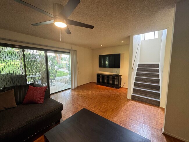 Building Photo - 48728 Desert Flower Dr
