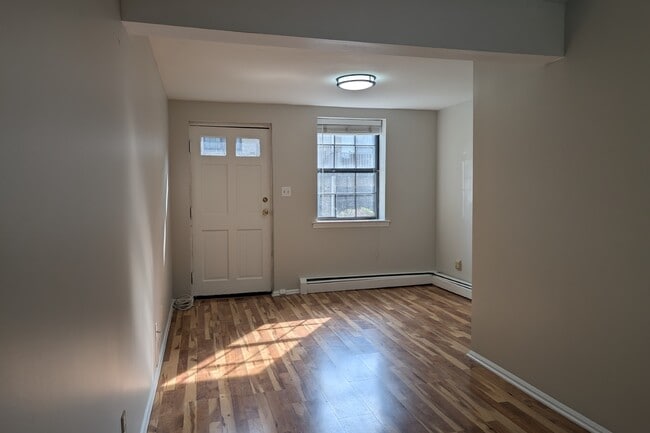 Building Photo - 768 Springfield Ave