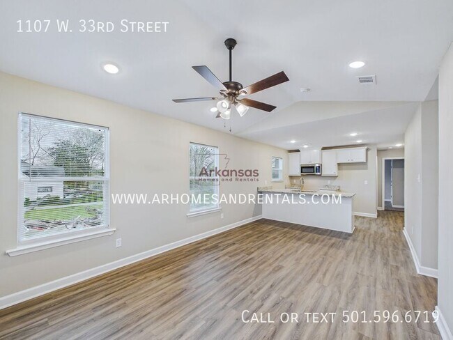 Building Photo - 1107 W 33rd St