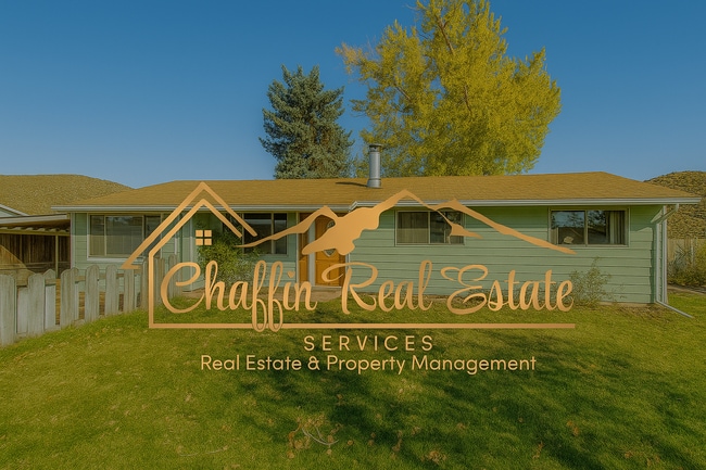 Building Photo - Charming 3 Bedroom Home