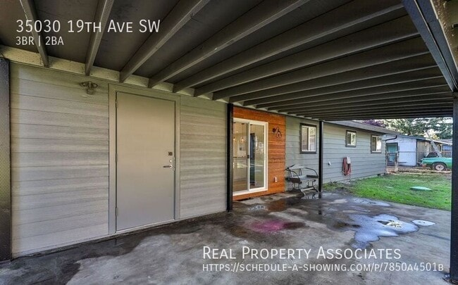 Building Photo - 35030 19th Ave SW