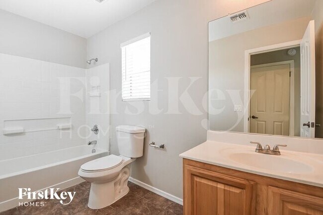 Building Photo - 7595 E Cholla Overlook Dr
