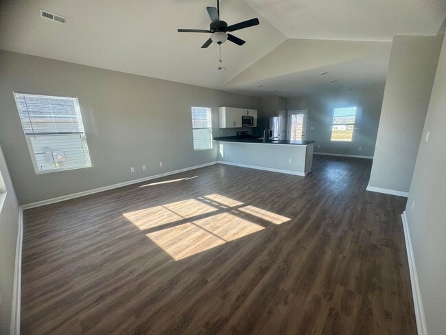 Building Photo - 104 Sidewinder Dr