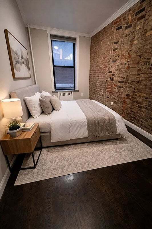 Building Photo - 939 Second Avenue