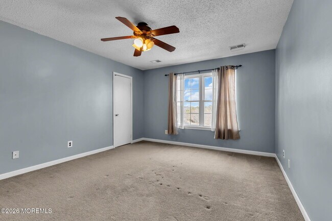 Building Photo - 106 Frontier Way