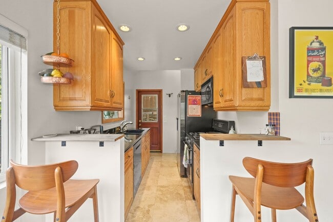 Building Photo - 21549 Summit Trail