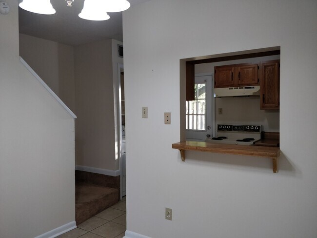 Building Photo - 502 Chemin Metairie Rd