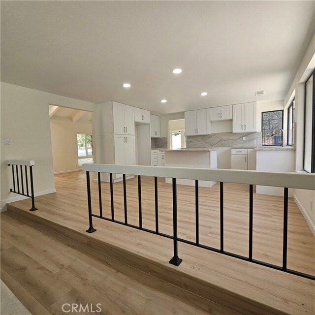 Building Photo - 289 S Solomon Dr