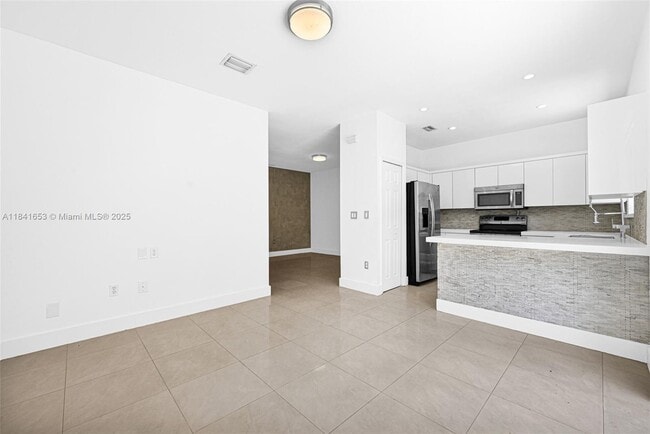 Building Photo - 12426 SW 122nd St