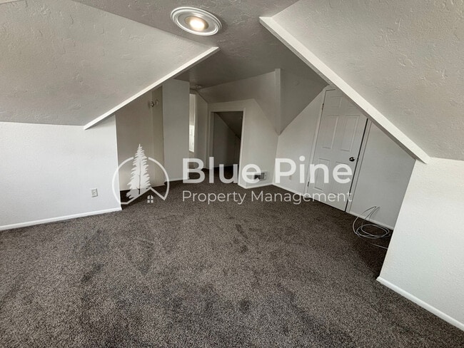 Building Photo - 309 S Milton Ave