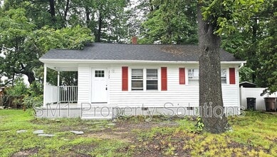 Building Photo - 2729 Hayden St