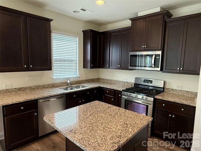 Building Photo - 3404 Neely Evans Ct