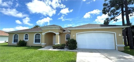 Building Photo - 286 Justene Cir