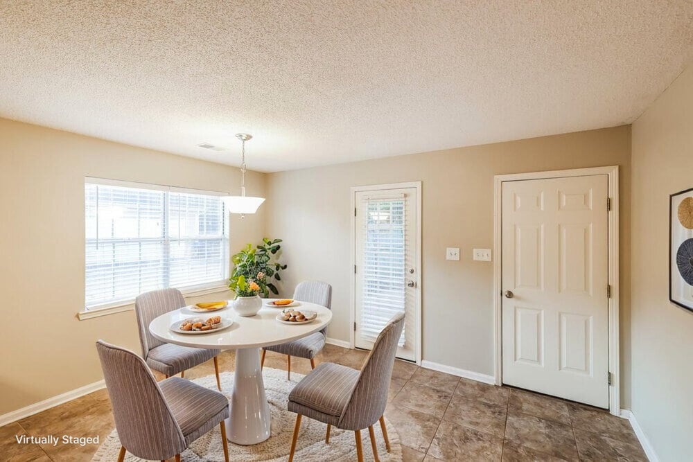 Building Photo - 126 Stonehaven Dr