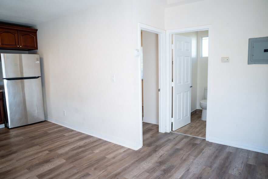 Building Photo - 5859 Wall St