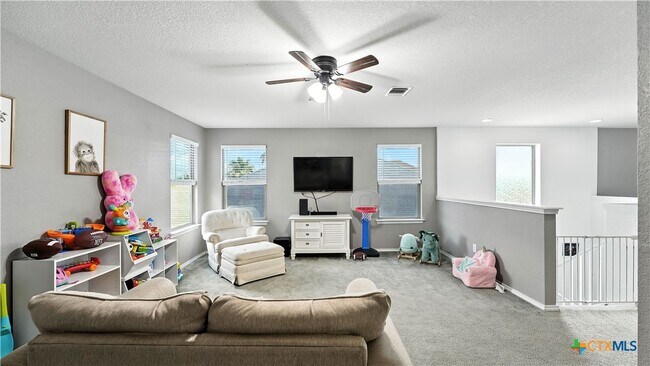 Building Photo - 208 Gatewood Clf