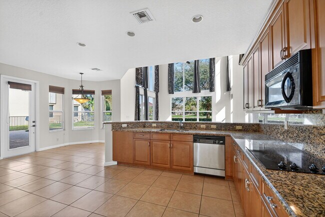 Building Photo - 6068 Pond Bluff Ct