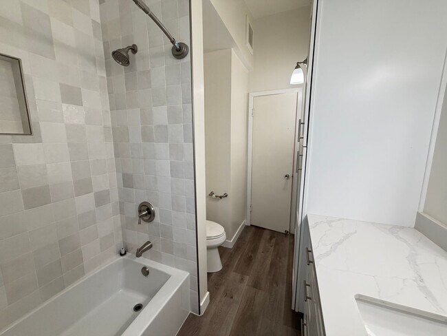 Building Photo - Beautiful & Spacious 3Bedroom / 1.5Bath in West Covina