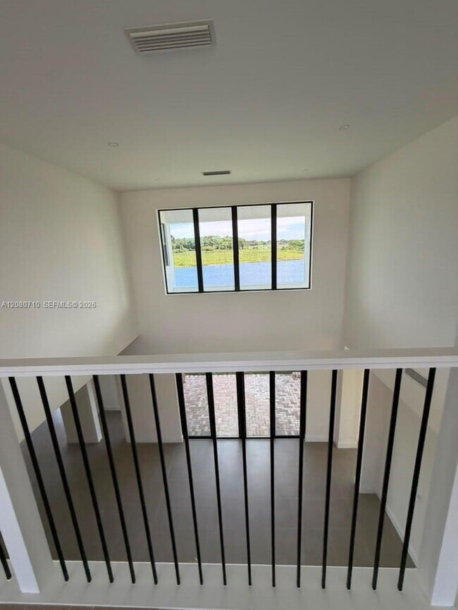 Building Photo - 8540 NW 160th Terrace