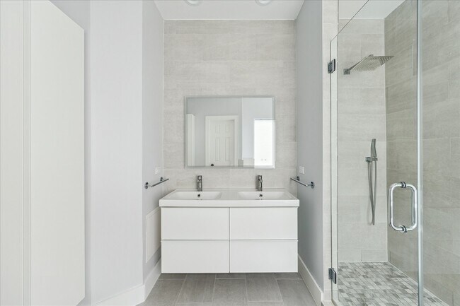 Building Photo - 3515 Yupon St