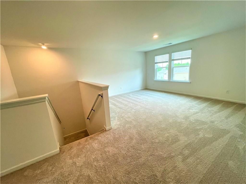 Building Photo - 270 Rivulet Dr