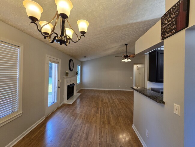 Building Photo - 3585 Plum Creek Trail NW