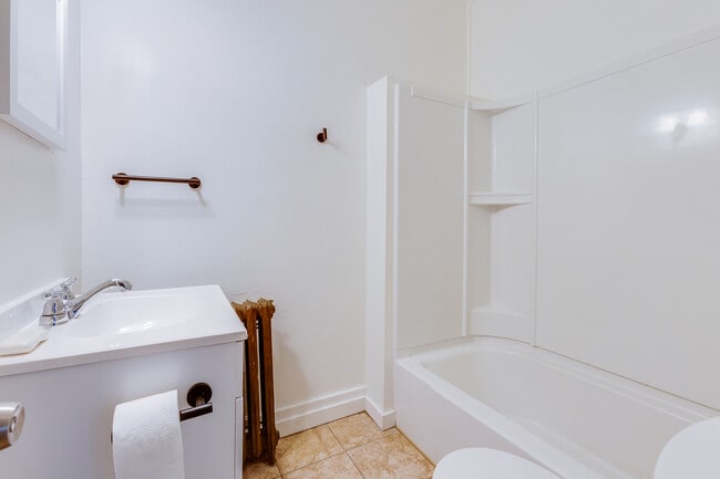 Building Photo - 525 Washington Ave