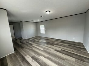 Building Photo - 13746 Kent State Ave