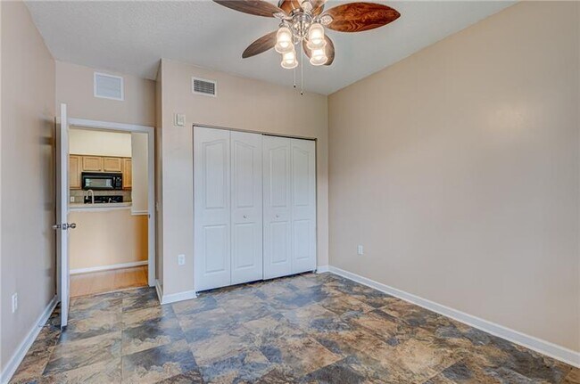 Building Photo - 9833 Baywinds Blvd