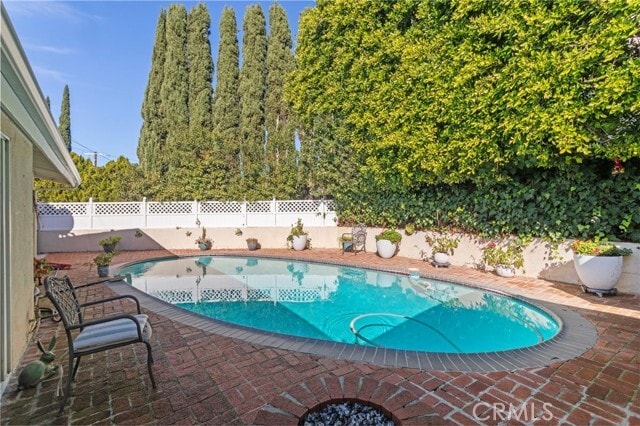 Building Photo - 2390 Nalin Dr