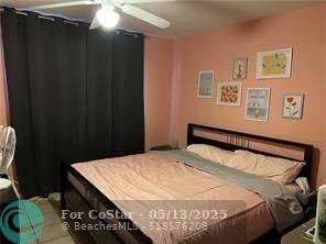 Building Photo - 4652 Poinciana St