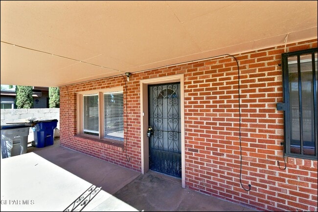 Building Photo - 7817 Caliche Dr