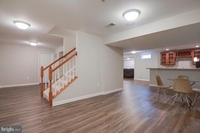 Building Photo - 3676 Clairton St