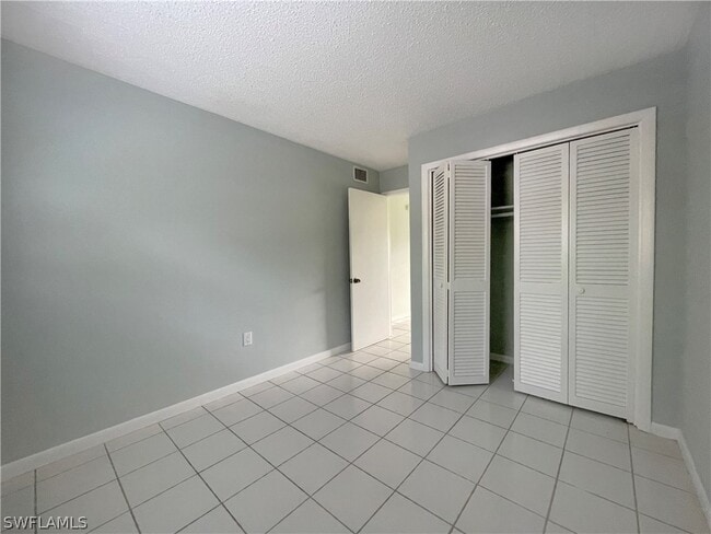 Building Photo - 3325 Arpt Rd S