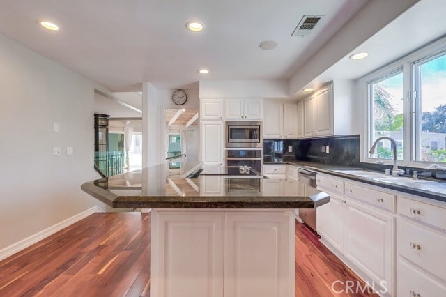 Building Photo - 6063 Lido Ln