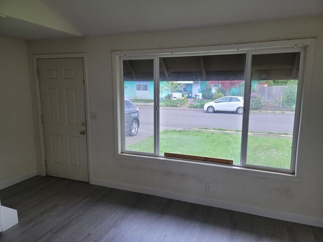 Building Photo - 666n52