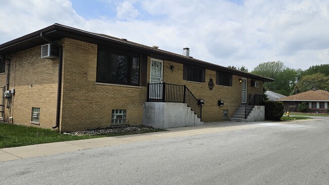 Primary Photo - 371 Buffalo Ave