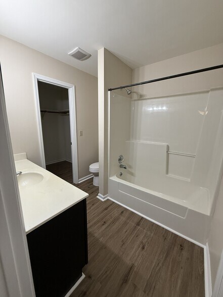 Building Photo - 8611 Leatherwood Trl