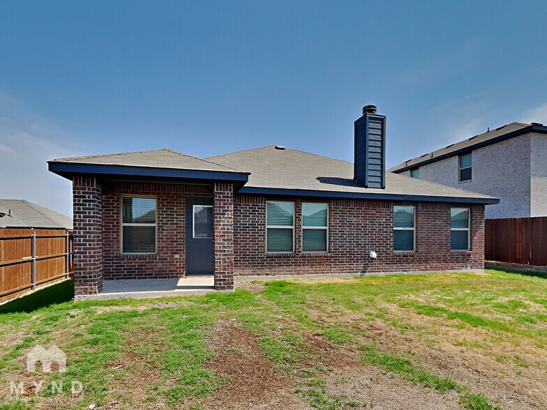 Building Photo - 529 Paloma St